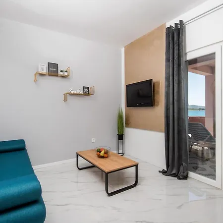 Euroholiday Apartments Turanj Exterior photo
