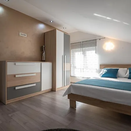 Euroholiday Apartments Turanj Exterior photo